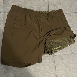 Birdies Black and Yellow Speckled Shorts